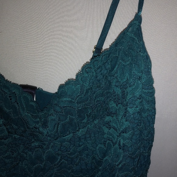 Banana Republic XS Teal Lace Camisole Top - Picture 2 of 4